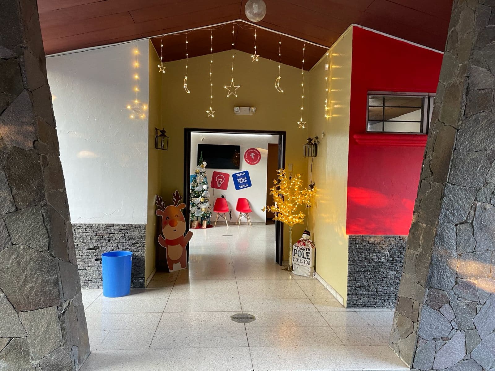 Entrada de la escuela